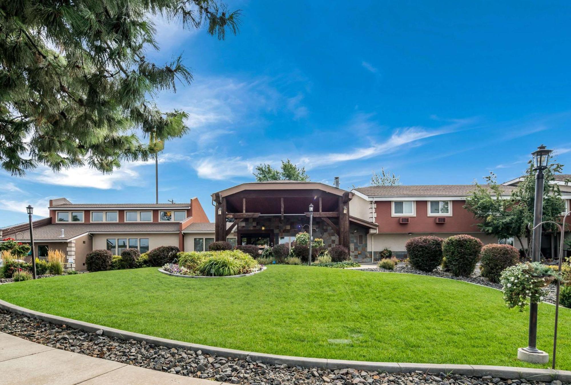 Quality Inn & Suites Coeur D'Alene Bagian luar foto